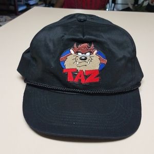 Vintage Looney Tunes hat Os